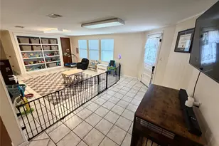 102 S Mattson St, West Columbia, TX 77486 - Photo 10