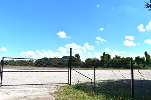 8911 FM 524 Rd, Sweeny, TX 77480 - Photo 8