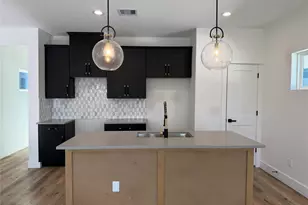 8007 Cora St, Houston, TX 77088 - Photo 12