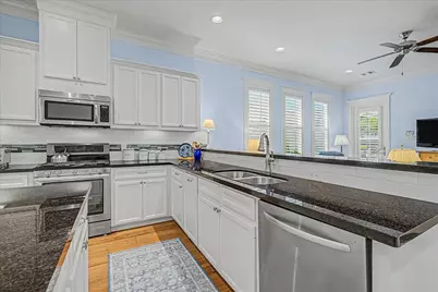7 Sunrise Row, Galveston, TX 77554 - Photo 26