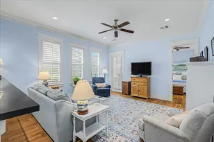 7 Sunrise Row, Galveston, TX 77554 - Photo 18