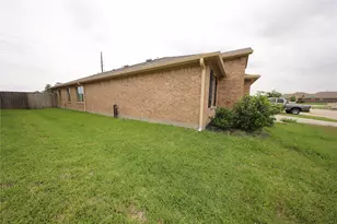 23210 Royal Tiger Rd, Spring, TX 77373 - Photo 2