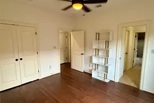 11206 Mattina Dr, Houston, TX 77042 - Photo 32