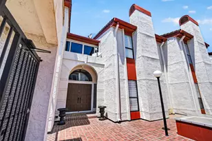 1535 Potomac Dr, Houston, TX 77057 - Photo 2