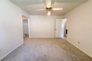 16338 Hollow Wood Dr, Houston, TX 77090 - Photo 4