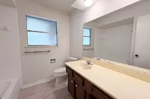 16338 Hollow Wood Dr, Houston, TX 77090 - Photo 18
