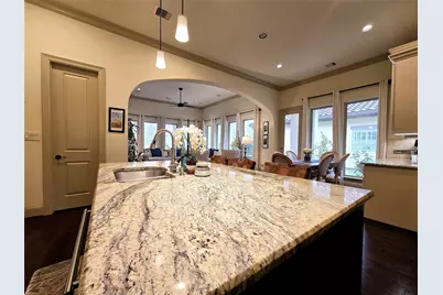 4922 Summer Manor Lane, Sugar Land, TX 77479 - Photo 8