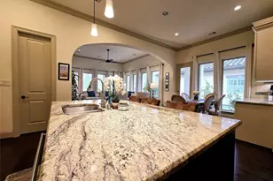 4922 Summer Manor Ln, Sugar Land, TX 77479 - Photo 8
