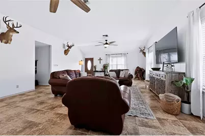 4800 Petter Rainosek Loop, La Grange, TX 78945 - Photo 4