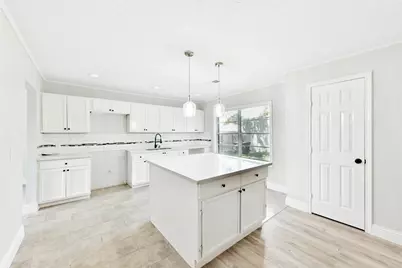 622 S Idaho Street, La Porte, TX 77571 - Photo 8