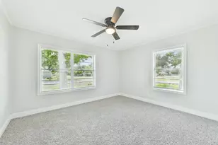 622 S Idaho St, La Porte, TX 77571 - Photo 14