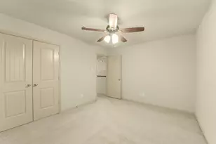 13939 Long Meadow Dr, Houston, TX 77047 - Photo 34