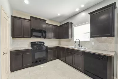 13939 Long Meadow Drive, Houston, TX 77047 - Photo 12