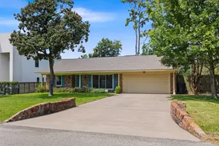 1427 Adkins Rd, Houston, TX 77055 - Photo 1
