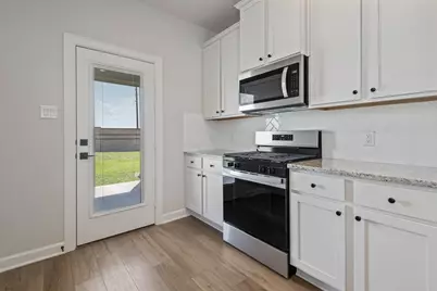 1023 Whispering Winds, Beasley, TX 77417 - Photo 4