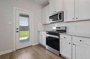 1023 Whispering Winds, Beasley, TX 77417 - Photo 4