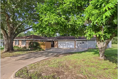 600 Spinn Street, Brenham, TX 77833 - Photo 22