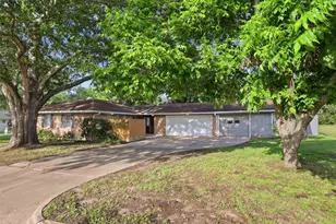 600 Spinn St, Brenham, TX 77833 - Photo 22