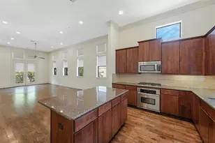 411 W 17th St, Houston, TX 77008 - Photo 10