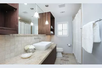 9638 Meadowland Drive, Houston, TX 77063 - Photo 12
