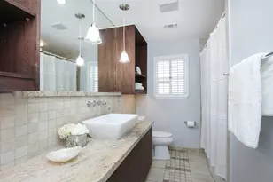 9638 Meadowland Dr, Houston, TX 77063 - Photo 12