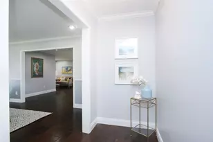 9638 Meadowland Dr, Houston, TX 77063 - Photo 2