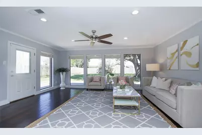 9638 Meadowland Drive, Houston, TX 77063 - Photo 6