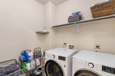 4610 Legends Bay Drive, Baytown, TX 77523 - Photo 8