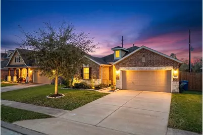 4610 Legends Bay Drive, Baytown, TX 77523 - Photo 1