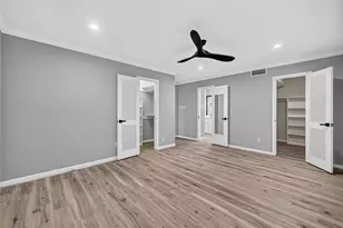 6707 Burning Tree Dr, Houston, TX 77036 - Photo 8