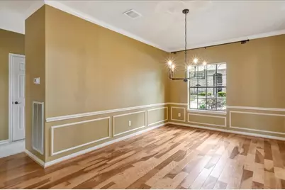 11819 Mighty Redwood Drive, Houston, TX 77059 - Photo 6