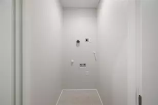 921 E 38th St, Houston, TX 77022 - Photo 28