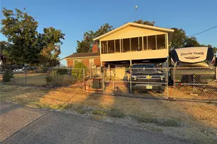 425 County Rd 1526, Morgan, TX 76671 - Photo 28