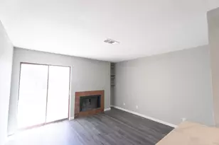 2501 Gulf Freeway, Dickinson, TX 77539 - Photo 2