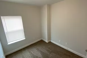 5225 E Houston Rd, Houston, TX 77028 - Photo 18