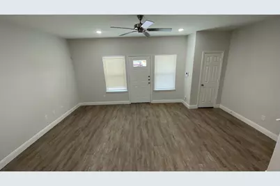 5225 E Houston Road #A, Houston, TX 77028 - Photo 6