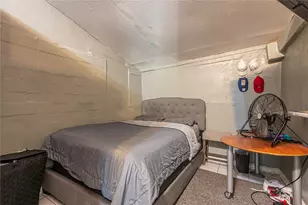 7431 Moline St, Houston, TX 77087 - Photo 2