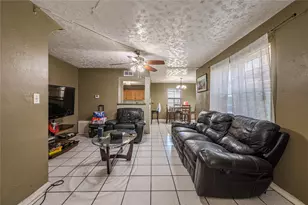 7431 Moline St, Houston, TX 77087 - Photo 20