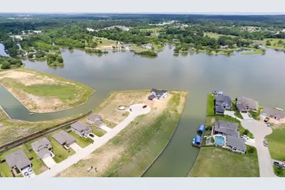 11020 N Lake Mist Lane, Willis, TX 77318 - Photo 22