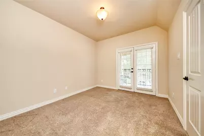18 Blue Wildflower Place, The Woodlands, TX 77354 - Photo 34
