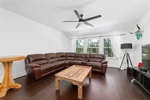 335 Voss Rd, Houston, TX 77024 - Photo 34