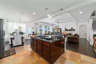 335 Voss Rd, Houston, TX 77024 - Photo 22