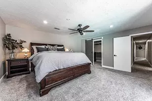 3610 Lonniewood Dr, Houston, TX 77059 - Photo 10
