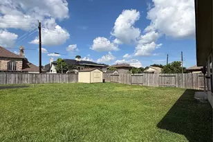 3042 Specklebelly Dr., Baytown, TX 77521 - Photo 18