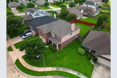 8711 Sandusky Court, Tomball, TX 77375 - Photo 2