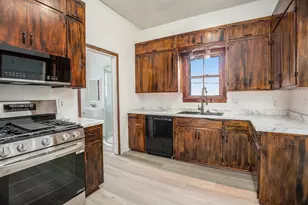 3309 Avenue N, Galveston, TX 77550 - Photo 4