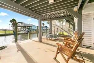 19 Kingfish Ln, Freeport, TX 77541 - Photo 42