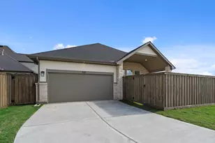 12111 Canal View Blvd, Mont Belvieu, TX 77523 - Photo 4