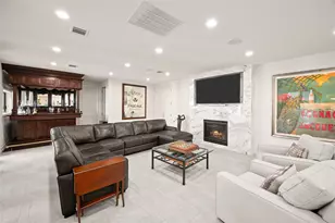 11518 Shadow Way, Houston, TX 77024 - Photo 16