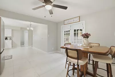 5638 Simsdale Street, Houston, TX 77033 - Photo 8